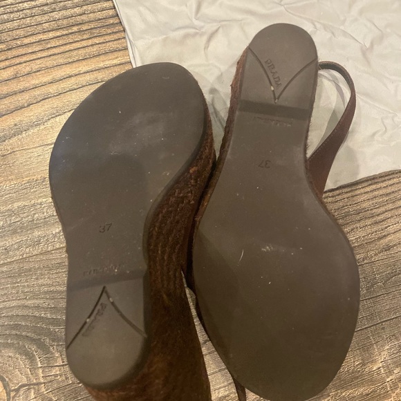 Prada wedge . Comfortable . Worn but it is in good shape - Picture 5 of 6